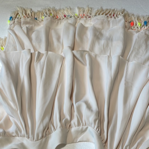 Luxe Moda Tassel fringe off shoulder/ cold shoulder top - Picture 4 of 5